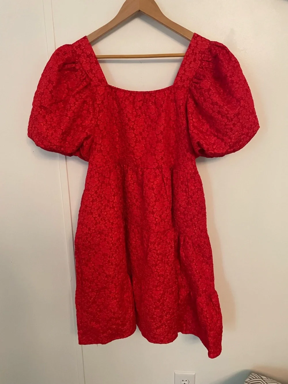 Southern Grace Jasmine Bright Red Puff-Sleeve Tiered Baby Doll Dress Size L - Picture 6 of 10
